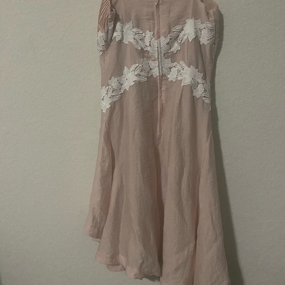 KEEPSAKE ALL MINE MIDI APPLIQUÉ FLORAL ASYMMETRICAL DRESS SHELL BLUSH NUDE SZ M - Picture 14 of 16
